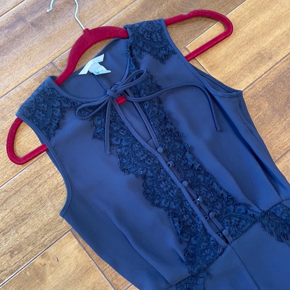 H&M navy romper with lace detail - Picture 1 of 6